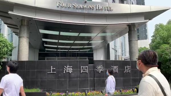 送走最后一名客人，四季酒店暂时告别上海