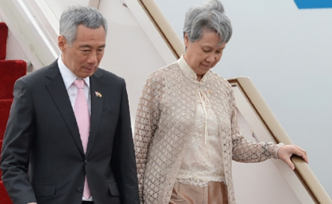 新加坡总理夫人转发漫画吐槽“美式双标”，获大量点赞