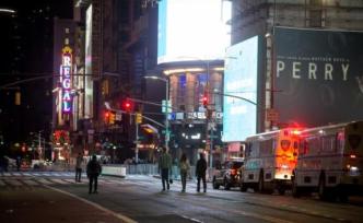 美媒：纽约市实施宵禁4小时后，布鲁克林区一警察遭枪击