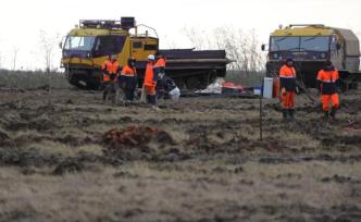 俄罗斯严重漏油事故系因永久冻土融化造成地面塌陷