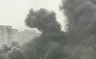 连霍高速油罐车起火致2人死亡，交警：正在调查，交通已恢复