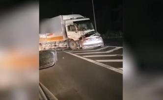 快递货车高速上驶入对向车道，致4人死亡