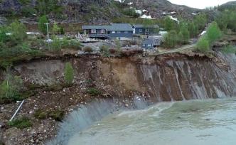 8座房屋被冲入海，挪威海岸发生剧烈山体滑坡