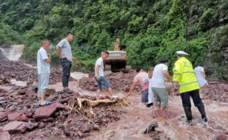 湖南保靖强降雨致多处山洪暴发，已造成6死1失踪3受伤