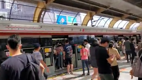 深圳地铁4号线设备临时性故障，列车运营延误