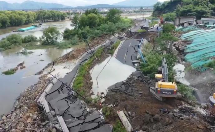 萧山一江堤突然垮塌，路面断裂成阶梯状