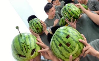 天太热，保安专业学生举办“吃瓜大赛”