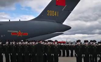 视频｜中国三军仪仗队抵达莫斯科，将进行红场阅兵彩排