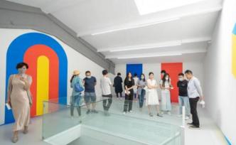 现场|“画廊周北京”后的798艺术区 ：握手礼又缩了回去