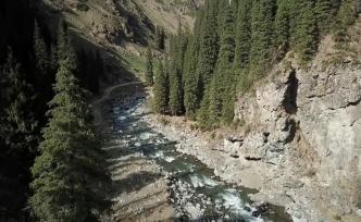 新疆天山千年古道將通公路
