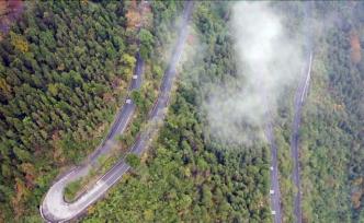 瞰见｜湖南吉首：云绕矮寨盘山公路