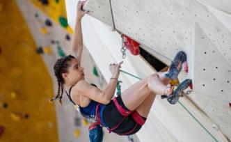 法国16岁攀岩少女坠崖身亡，无缘东京奥运