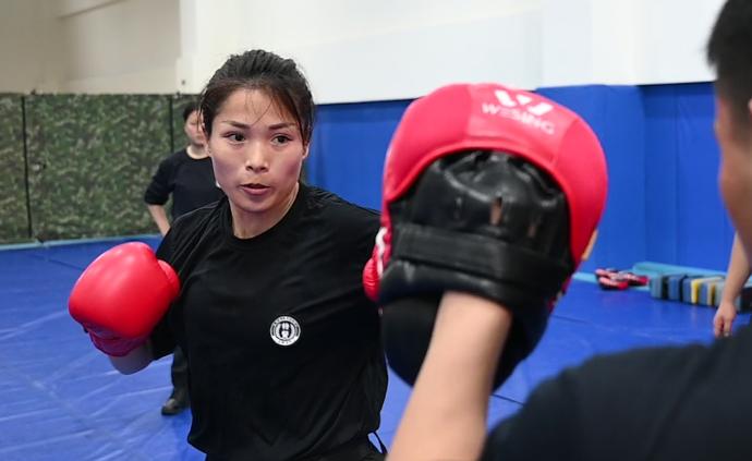“警隊花木蘭”勇摘滬上格斗桂冠!