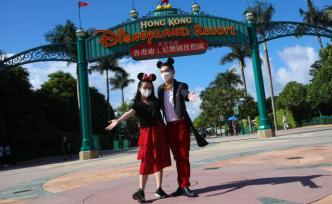 香港迪士尼重新开放：进园戴口罩，大型巡演暂停