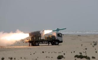 伊朗海军成功测试新一代海军短程和远程巡航导弹