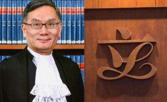 香港立法会通过任命张举能为终审法院首席法官的决议案