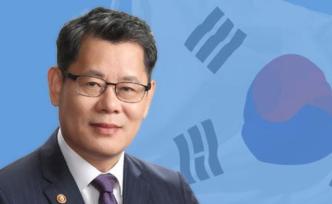 韩媒：韩统一部长请辞，称承担韩朝关系恶化责任