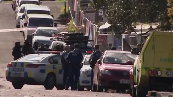新西兰发生枪击案，一名警察死亡多人受伤