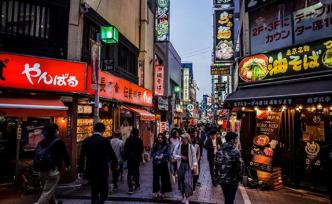 夜上海②｜东京小型餐饮酒吧街：小而美的可持续夜生活区