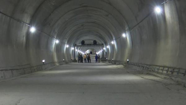 探秘高铁隧道中的生命救援通道
