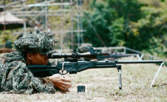 视频丨驻港部队组织枪王争霸赛，狙击手进行课目大比武