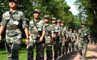 中共中央印发决定：预备役部队全面纳入军队领导指挥体系