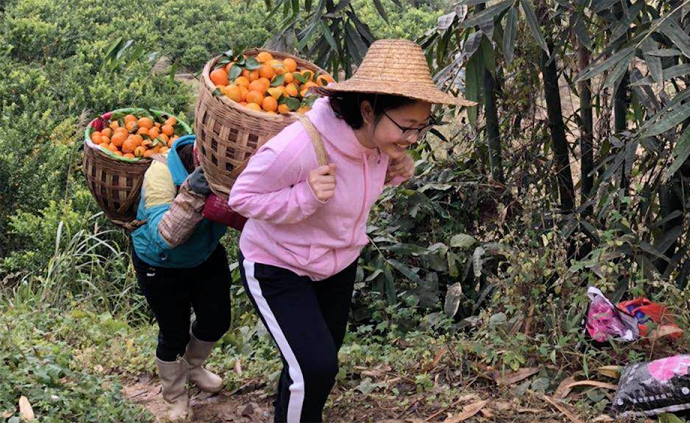 微电影《感人瞬间》| 黄文秀的青春之歌