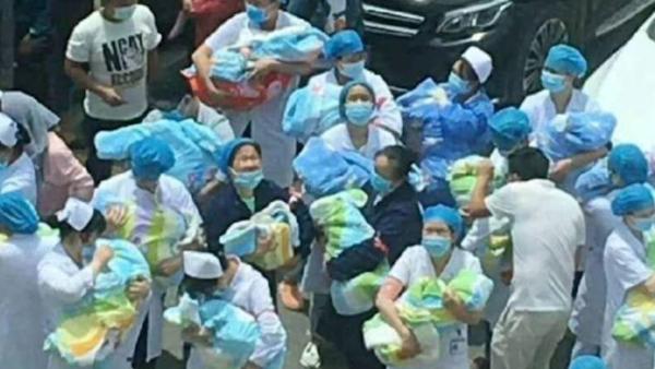 贵州4.5级地震，避免抱错医护一对一抱26个新生儿跑下楼