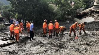 四川阿坝泥石流已致3人死亡1人失联：百余人参与搜救