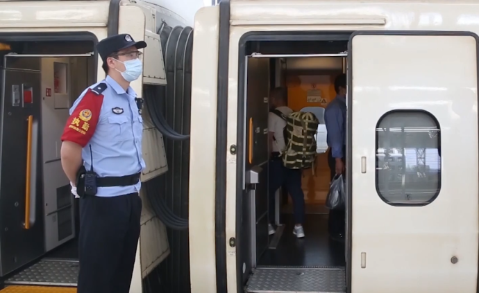 国铁集团：上半年全国铁路固定资产投资超额完成任务