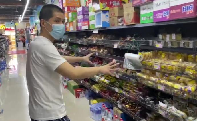 超市员工抓小偷反被刑拘?超市老板打人后删监控