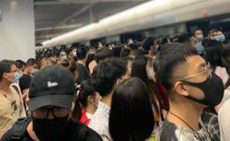 周一早高峰上海地铁8号线发生故障，上周五相同路段刚坏过