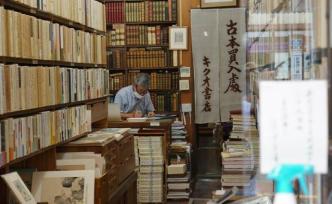书业观察︱这里的书店静悄悄：新冠流行时代的京都古本屋