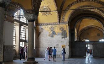 土耳其：聚礼期间将遮盖圣索菲亚博物馆内的基督教马赛克圣像