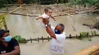 印度阿萨姆邦洪水肆虐，首席部长带头救灾