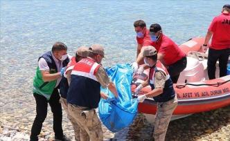 土耳其凡湖船只倾覆事故遇难人数升至59人，搜救仍在进行