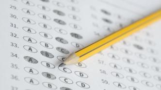 美国高考两名考生确诊，至少200人受影响