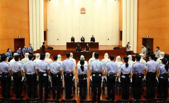 北京首例“軟暴力”犯罪集團案:用P圖、揭隱私等手段催收