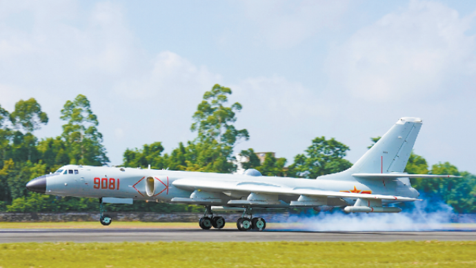 讲武谈兵轰6j轰炸机首次公开海航添新航母杀手