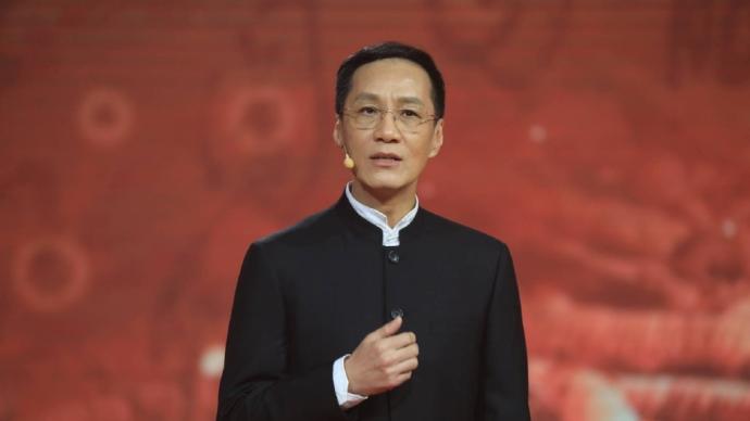 冯远征拟任北京人艺副院长试用期一年