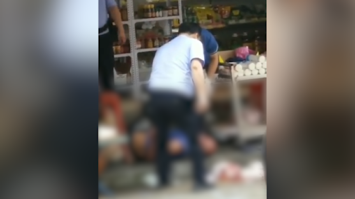 广西一男子冲入百货店捅伤多人，5人被送医