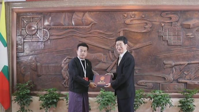 中国驻缅使馆为留中缅甸学生举行毕业典礼