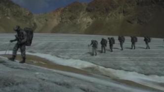 翻冰川过雪山蹚湖泊，侦察兵5600米高原上极限训练