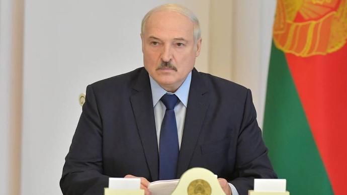 盧卡申科：不受脅迫情況下愿意移交部分總統(tǒng)權(quán)力