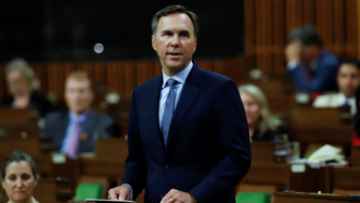 加拿大财政部长宣布辞职，此前卷入助学金项目风波