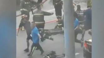 视频丨沈阳一店铺爆炸致8名消防员受伤，其中1人伤势较重