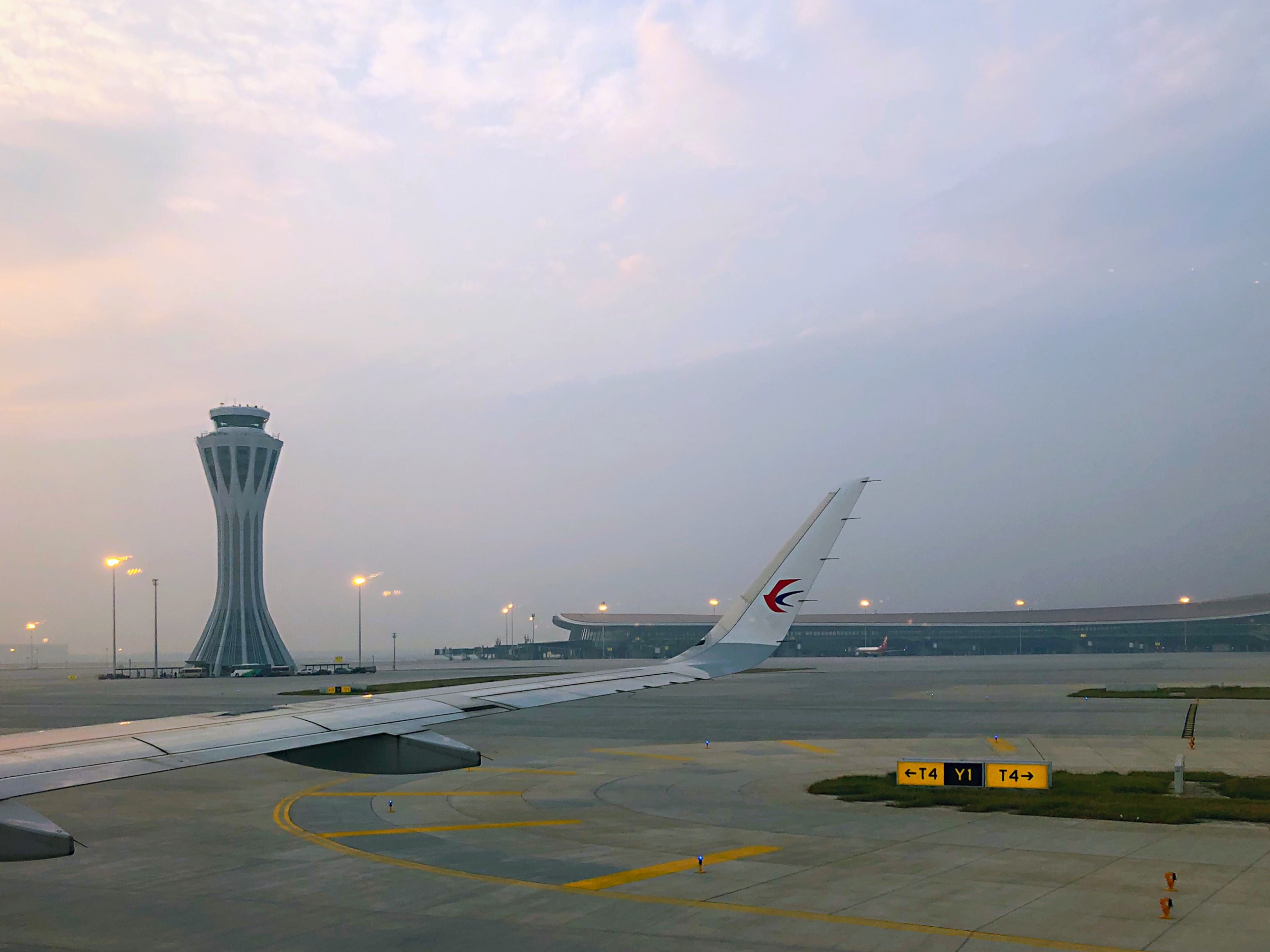 24日起再转场40班航班,东航在大兴机场运力占比保持首位