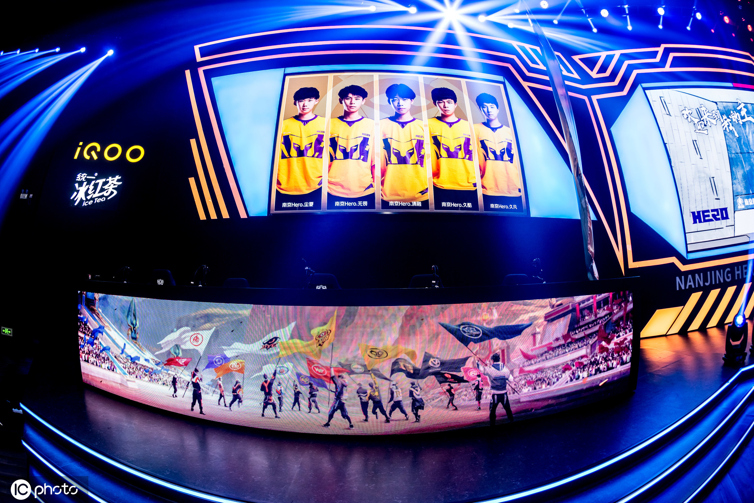 kpl打响揭幕战:为了心爱的电竞战队,她考去南京读大学_赢家_澎湃新闻