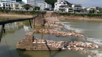 黄山屯溪镇海桥被冲毁后修复在即，原有石材利用率可达八成