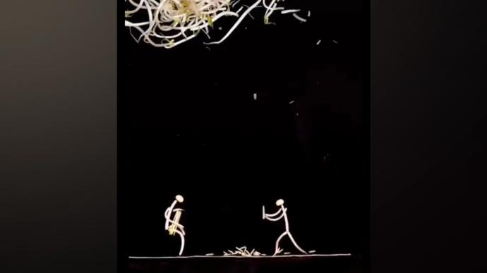 功夫豆芽!學校廚師用豆芽制作動畫片